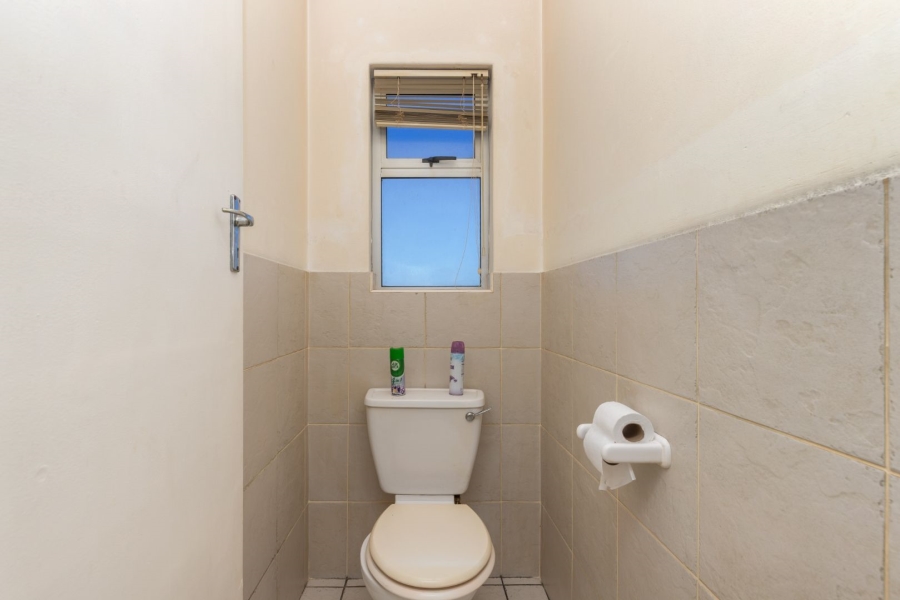 2 Bedroom Property for Sale in Green Point Western Cape